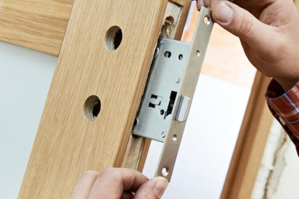 Door cutting / door fitting Fife Joinery Services